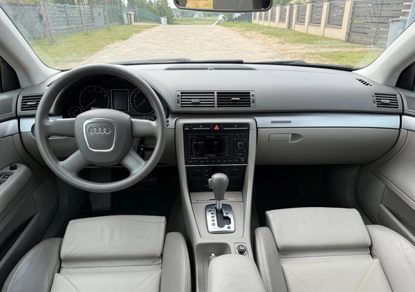 Audi A4 cena 21999 przebieg: 268000, rok produkcji 2006 z Działdowo małe 529